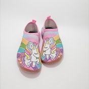 Resim Kızlar için Hızlı Kuruyan Slip-On Su Ayakkabısı - Karakter Desenli, Yumuşak Kumaş Üst & Kaymaz Tabanlı Plaj ve Havuz Ayakkabısı - Tüm Mevsimler İçin Hafif EVA Dolgulu, Nefes Alabilen Malzeme, Yazlık Aktivite Ayakkabıları 