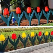Resim 10 adet Plastik Lale Çiçeği Şeklinde Bahçe Çiti, Peri Bahçesi, Bahçe, Dış Mekan Dekorasyonu, Çok Amaçlı, Kırmızı/Sarı Lale Deseni İçin Kolay Kurulumlu Süs Kenarı 