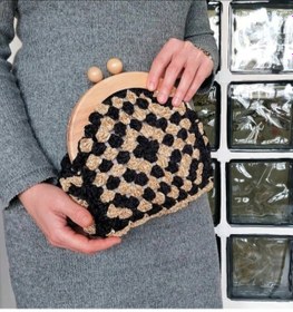 Resim Kemzey Handmade Ahşap Burslu Süet Siyah Çanta , Siyah Camel Clutch, El Yapımı Çanta Siyah Süet 