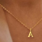 Resim 26 İngilizce Baş Harf Kısa Choker Kolye, Kadınlar için Avrupa ve Amerika Moda Paslanmaz Çelik Altın Harf Kolye 