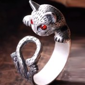 Resim Kırmızı Gözlerle ve Metalik Detaylarla Vintage Şanslı Kedi Yüzüğü - Sevimli Karikatür Tarzı Kedi Tasarımı, Dayanıklı Bakır Bant, Anneler Günü, Düğünler, Doğum Günleri ve Özel Günler İçin Mükemmel Hediye, Kedi Aksesuarları, Parti Takıları, Zihinsel Takılar, Sentetik Kübik Zirkonya İnci 