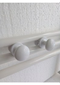 Resim Havlupan Havlu Bornoz Beyaz Askısı Havlupan Üzeri Askılık Askı 