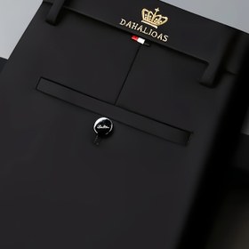 Resim Erkekler için Yüksek Esneklikte Kırışmaz Düz Paça Pantolon - Her Mevsim Makinede Yıkanabilir İş Casual Pantolon, Taç & Gece Çiçeği Tasarımı, Yüksek Bel, Düğme ve Fermuar Kapatma, Profesyonel Giyim, Klasik Tarz, Kaliteli İşçilik, Şık Erkek 
