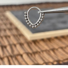 Resim %100 Cerrahi Çelik Damla Çok Toplu Kilitli Çelik Halka Septum Piercing Gümüş 