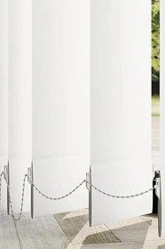 Resim Beyaz Blackout Dikey Perde Döndürülebilen Tam Açık Ya Da Tam Kapalı Kumaş Dikey 