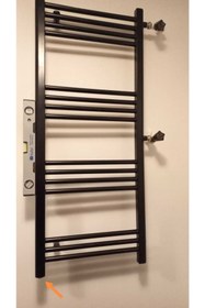 Resim Eurasia Havlupan Towel Radiator 500x1000 Siyah Yandan Girişli 2 Adet Vanası 