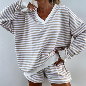 Resim Kadınların Çizgili Baskılı Rahat Bol Kesimli Ev Seti, Uzun Kollu V Yaka Üst & Şort, Sonbahar İçin Rahat Rahat Kesim 