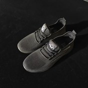 Resim Erkeklerin Nefes Alabilen Siyah Koşu Ayakkabıları - Şık Logo ile Günlük Bağcıklı Sneaker'lar, Tüm Mevsimler için Rahatlık Sağlayan Kauçuk Taban, Koşu Ayakkabıları|Şık Günlük Ayakkabılar|Nefes Alabilen Kumaş 