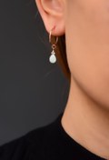 Resim Papatya Silver 925 Ayar Gümüş Rose Kaplama Beyaz Opal Taşlı Damla Küpe 