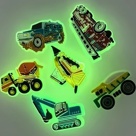 Resim 6/25 adet, Yumuşak Plastik, İnşaat Araç Serisi Floresans Ayakkabı Şanselleri, Luminous Mixer Ayakkabı Aksesuarları, Kazıcı Kamyon Ayakkabı Dekorasyonu, Sandal Bahçe Ayakkabıları için Uygun, Ayakkabı Olmadan 