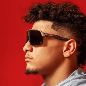 Resim Oakley Sutro Lite Bisiklet Güneş Gözlüğü Olympic Gold Black Prizm 