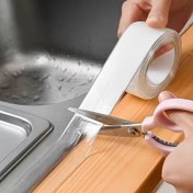 Resim Su geçirmez PVC Mutfak Banyo Dikiş Sızdırmaz Bant Mutfak Dikiş Sızdırmaz Şerit Şeffaf Su Geçirmez Şerit Banyo Tuvalet Boşluğu Pencere için Kullanılabilir 