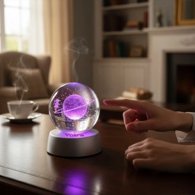 Resim Kişiye Özel Renk Değiştiren LED Işıklı Satürn Kız Küre Lamba Kristal Top ve Satürn Kolye 