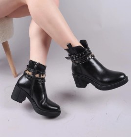 Resim Clark Leopar Desenli Aksesuarlı Topuklu Bot Siyah-8431 Siyah 