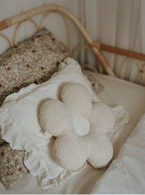 Resim Teddy Daisy Yastık 34x35 Cm Krem 