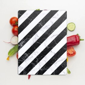 Resim Decovetro Cam Kesme Tahtası ve Sunumluk Çarpraz Siyah Beyaz Mermer Desenli 30X40 cm 