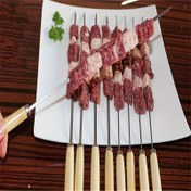 Resim 10 Adet Paslanmaz Çelik Barbekü Şişleri Çok Fonksiyonlu Metal Ahşap Saplı Barbekü Şişleri Paslanmaz Çelik Barbekü Çubukları Açık Hava Pişirme Barbekü Malzemeleri 