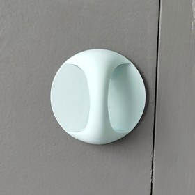 Resim Tuvalet Kapağı Tutacağı - Ergonomik Tasarım, Dayanıklı Plastik, Elektriksiz Kolay Açma, 4 Renkte Mevcut 