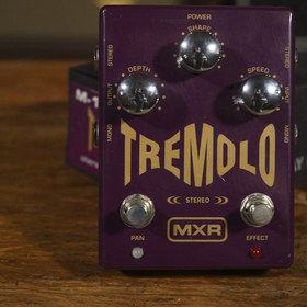 Resim MXR M159 Stereo Tremolo Pedalı (2.El) 