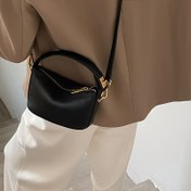 Resim Kadınların Çıkarılabilir Askılı Retro Mini Omuz Çantası - Dönüştürülebilir Omuz Çantası ve Kavrama, Altın Tonlu Donanım ve Fermuar Kapatma, İş için Kompakt Günlük Cüzdan, Rahat, Resmi (Açık Kahverengi/Beyaz/Siyah), Çok Yönlü Omuz Çantası | Şık El Çantası | Çanta, Küçük Omuz Çantası 