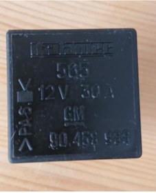 Resim GM 90458988 Opel Omega A, Vectra A Dış Dikiz Ayna Ayar Ve Arka Cam Isıtma Rolesi 6 Fişli Siyah 12V 