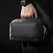Resim 1 Adet Erkek Modası Polyester Dijital Organizatör Çanta, Kablo Yönetimi ile Taşınabilir Elektronik Depolama, Çapraz Vücut Powerbank Kılıfı, Pürüzsüz YKK Fermuar ve Elastik Kalem Yuvası ile Seyahat Dostu Ekipman Koruyucu Çantası 