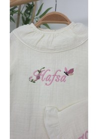 Resim Gros Shop Müslin Yeni Doğan 4katlı Organik %100pamuk Kişiye Özgü Nakışlı Hastane Çıkış Seti Kelebekli Papatya Ekru-1 