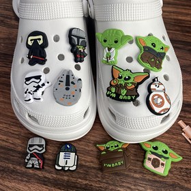 Resim STAR WARS Yoda 12 parça Ayakkabı Süsleme Seti - Mikro-Action Figure Charms ile Benzersiz Pozlar ve Kıyafetler, Dayanıklı Plastik DIY Aksesuar Halloween, Kamp, Temalı Partiler, Temalı Parti Aksesuarları, Oyun Sever Tasarım, Kaliteli El Sanatları, Pilsiz 