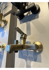 Resim İsaoğlu Yapı Banyo Bataryası Mat Altın Banyo Musluğu Kare Modern Tasarım Fırçalanmış Gold Gold 