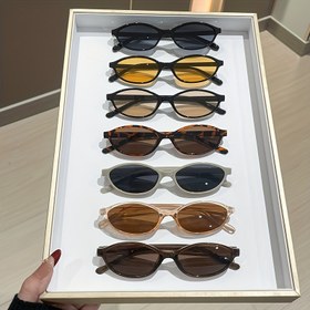 Resim Günlük Şık İçbükey Görünüm için İnce Çerçeve Tam Kenar Minimalist Tarz Esansiyel Aksesuar Kadın 7 Parça Gözlük Seti 