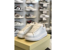 Resim Klasik Deri Siyah Unisex Ayakkabı Alexander Mcqueen Ithal 