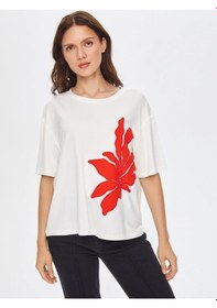 Resim Faik Sönmez Çiçek Aplikeli Yuvarlak Yaka Kadın Kısa Kol T-shirt 69541 Ekru 