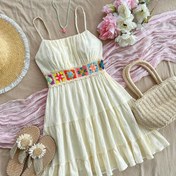 Resim Kadın Vintage 70'ler A-Line Elbise - Omuzdan Ruched Pileli Maxi Elbise Renkli Crochet Bel Bantı ile, Işık Bej Düz Renk İlkbahar/Yaz Tatili ve Rahat Geziler için, Yaz Elbiseleri, Tatil Kıyafeti, Omuzdan Moda, Crochet Detayları 