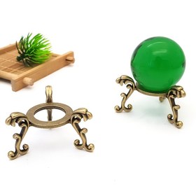 Resim Kristal toplar için şık altın tonlu metal tripod tabanı - Ev ve ofis dekorasyonu için ideal, yaratıcı hediye fikri (Kristal top dahil değil), dekoratif taban|Vintage tarz|Nobel tarz 
