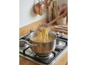 Resim Tiran Natura Serisi 5 Parça Ahşap Saplı Isıya Dayanıklı Yanmaz Yapışmaz Pudra Pembe Silikon Mutfak Servis Seti - Sürpriz Hediye(Stoklarla sınırlı) 