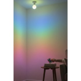 Resim 10W Parlak Rgb LED Akıllı Ampul | Kumandalı Renk Değiştiren Dekoratif Lamba (1100 Lümen) 