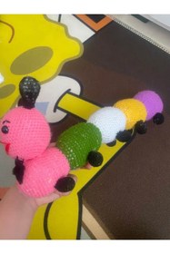 Resim Dağlı Amigurumi %100 El örgüsü ile yapılmış tırtıl oyuncağı 