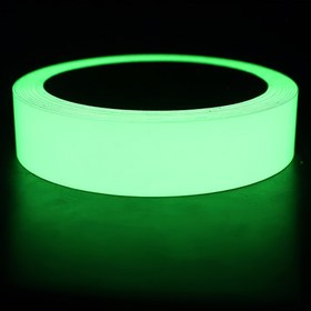 Resim Karanlıkta Glow Bant Parlak, Şarj Edilebilir, Uzun Ömürlü Floresan Bant Cadılar Bayramı, Gece Süslemeleri, Açık Hava Sporları ve Perakendeciler ve Atölyeler için İşaretleme İçin Aydınlık Bant 