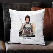 Resim Karikatürlü En Başarılı Kadın Eskrimci Yastık 