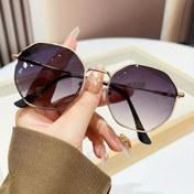 Resim Kadınlar için Şık Çokgen Metal Çerçeve Moda Gözlükleri - Günlük Kullanım ve Sürüş için Mükemmel Trendi Gradyan Lensler, Düzensiz Şekilli Moda Gözlükler | Şık Çerçeve Gözlükleri | Hafif Lensler, Gözlük Aksesuarları 