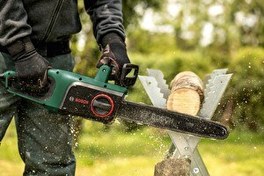 Resim Bosch UniversalChain 35 Zincirli Ağaç Kesme Makinesi 