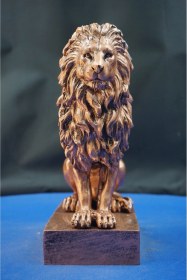 Resim Özel Tasarım Oturan Aslan Heykel Biblo Aslan Ev Ofis Hediyelik Dekoratif Aksesuar 22 Cm 
