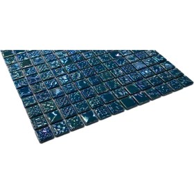 Resim MozaiKristaL Yapıların Tüm Yüzeylerinde Kullanılabilir, Dayanıklı, Dekoratif, Estetik ve Şık Cam Mozaik. Cam Ölçüsü: 25X25 Mm. File Ölçüsü: 31.5X31.5 Cm. ( 1 Koli = 10 File = 1 m2 Fiyatıdır ) 