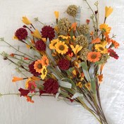 Resim 6'lı Paket Sonbahar Yapay Çiçekler, Beyaz ve Koyu Kırmızı Karahindiba Hortensia Papatya Dalları, El İle Bükülmüş Saplar DIY Dekorasyonları için, Şükran Günü ve Hasat Festivali Düzenlemeleri, Vazo Dolguları, Masa Merkezi Süsleri, Parti Dekoru, Ev Dekorasyonu 