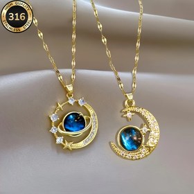 Resim 2 adet Unisex Moda Kolye Seti, Uzay Ay Tasarımı, 316 Paslanmaz Çelik Rhinestone ile Kaplama, Diğer Elektrokaplama, Günlük Giyim ve Parti Stili için Uygun, Sevgililer Günü Çift Kolye Hediyesi, s' Günlük Kıyafetleri, Partiler, Düğünler, Tatiller ve Hediyeler için Mükemmel 