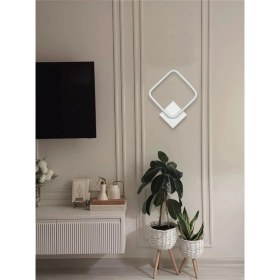 Resim Kira Aplik Modern Tasarım Beyaz Renk Gün Işığı Ledli Banyo - Mutfak - Salon LED Duvar Aplik 