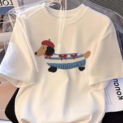 Resim Kadınların Şık Rahat Yaka T-Shirt'i ile Sevimli Dachshund Baskısı - Yumuşak, Kısa Kollu, Rahat Kesim, Günlük Giyim için Mükemmel, Bayanlar T-Shirt'leri 