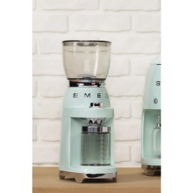 Resim SMEG CGF01PGEU PASTEL YEŞİL KAHVE ÖĞÜTME MAKİNASI 
