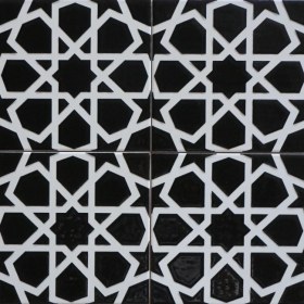 Resim Kütahya Çini Yapı Tasarım AC89SIYAH 20X20 cm 4 Adet Çini Karo 