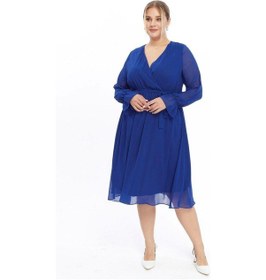 Resim Kadın Kruvaze Yaka Kuşaklı Büyük Beden Uzun Kol Midi Boy Şifon Elbise 4450/110 Saks Mavi 